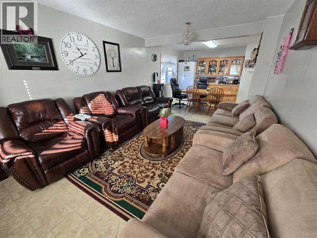 210 2 Avenue N, Vauxhall, Alberta  T0K 2K0 - Photo 27 - A2276626