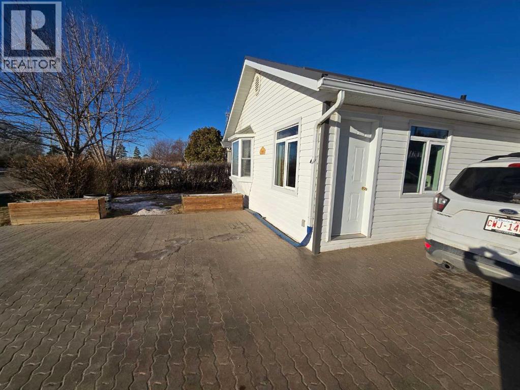 210 2 Avenue N, Vauxhall, Alberta  T0K 2K0 - Photo 50 - A2276626