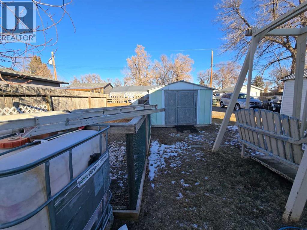 210 2 Avenue N, Vauxhall, Alberta  T0K 2K0 - Photo 42 - A2276626