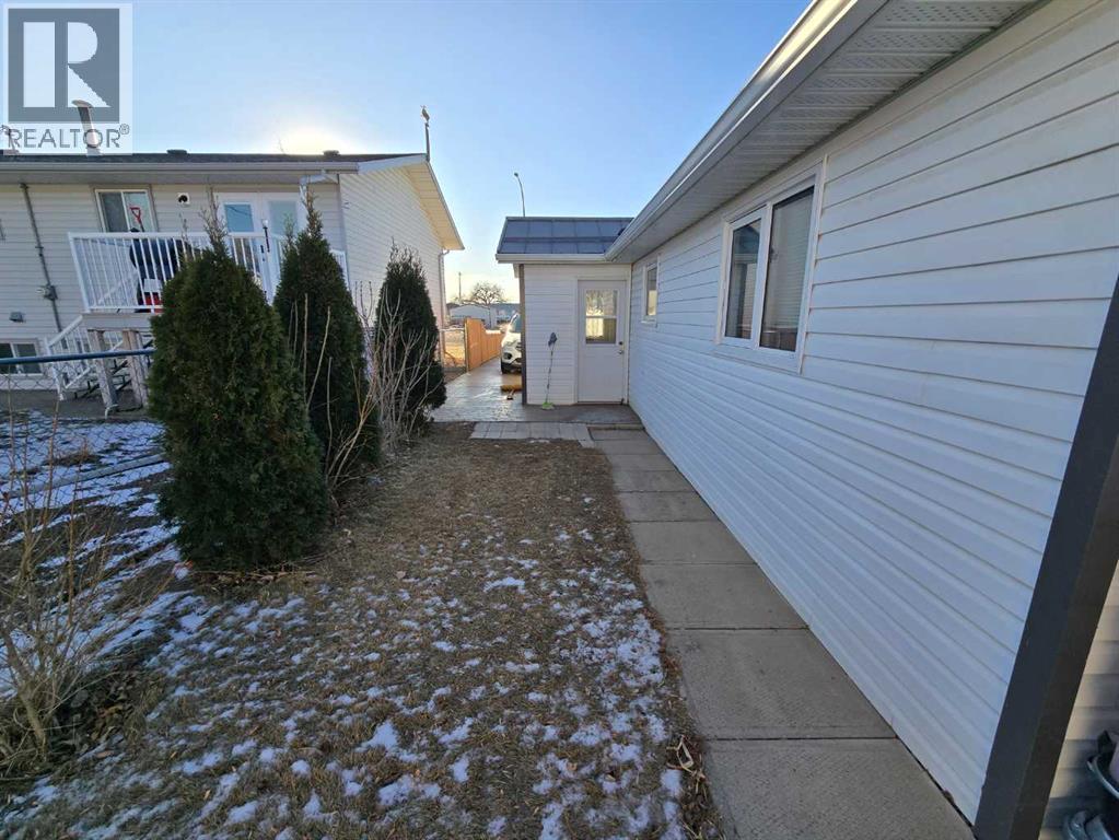 210 2 Avenue N, Vauxhall, Alberta  T0K 2K0 - Photo 44 - A2276626