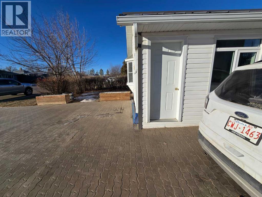 210 2 Avenue N, Vauxhall, Alberta  T0K 2K0 - Photo 49 - A2276626