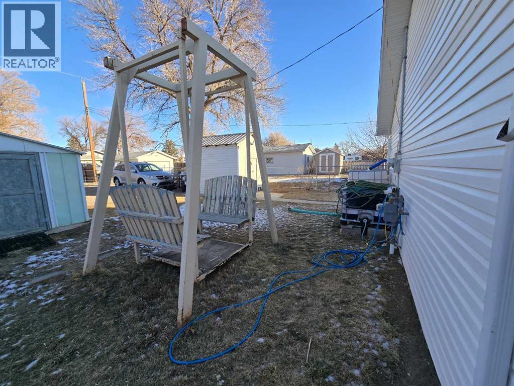 210 2 Avenue N, Vauxhall, Alberta  T0K 2K0 - Photo 41 - A2276626