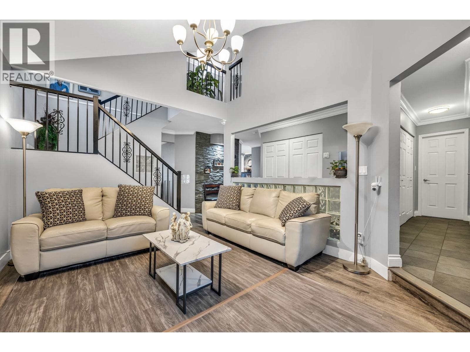 179 Warrick Street, Coquitlam, British Columbia  V3K 6C1 - Photo 3 - R3078292