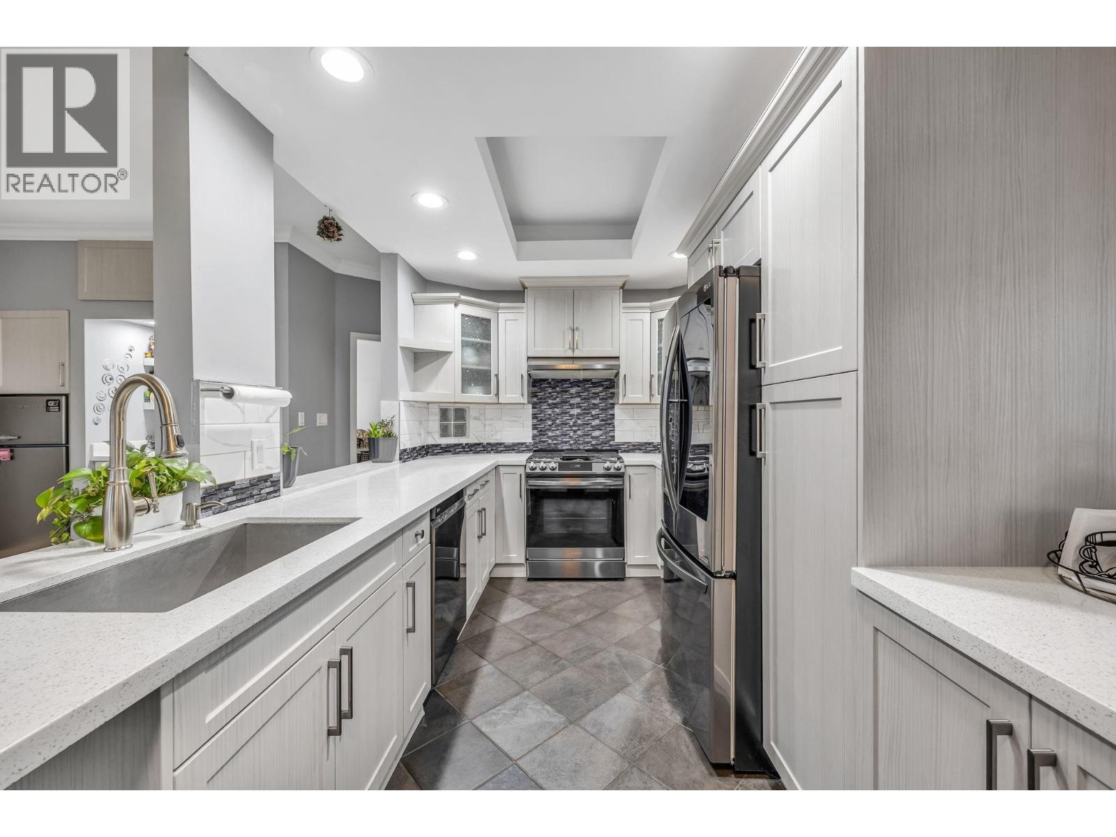 179 Warrick Street, Coquitlam, British Columbia  V3K 6C1 - Photo 8 - R3078292