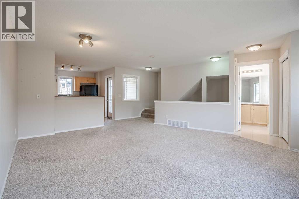 122 Panamount Drive Nw, Calgary, Alberta  T3K 6K3 - Photo 7 - A2270329