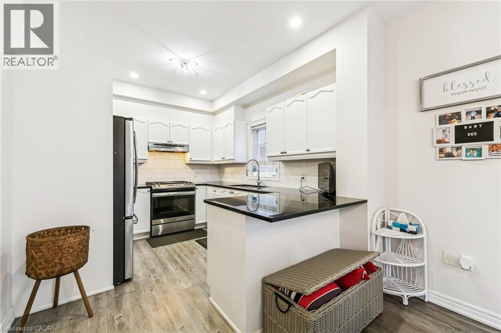 1085 Harrogate Drive Unit# 31, Ancaster, Ontario  L9K 1R2 - Photo 10 - 40799210