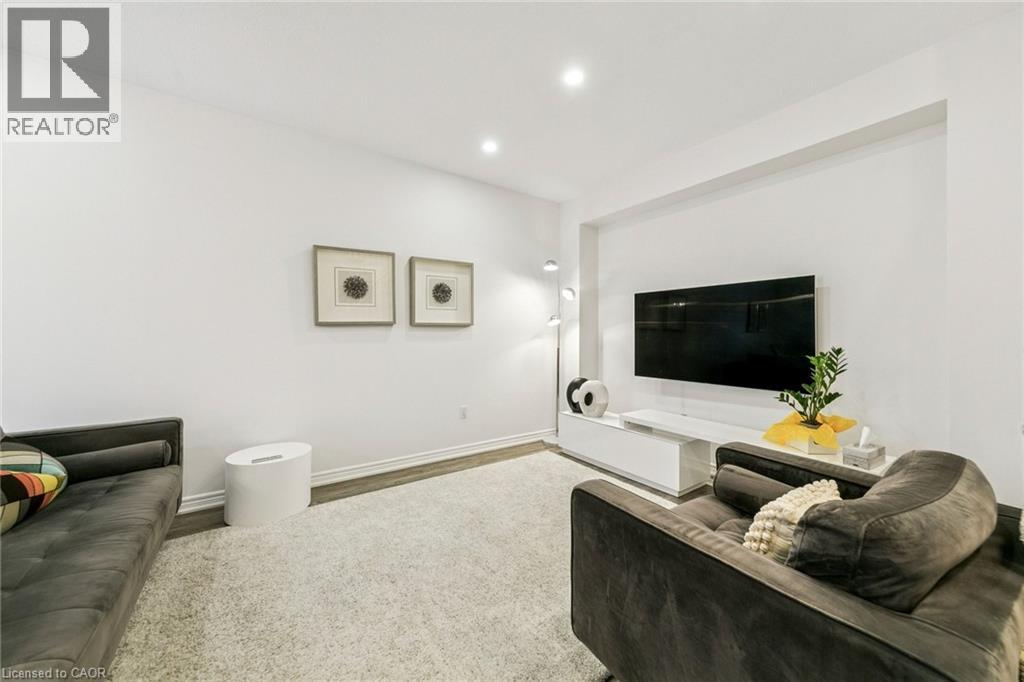 1085 Harrogate Drive Unit# 31, Ancaster, Ontario  L9K 1R2 - Photo 15 - 40799210