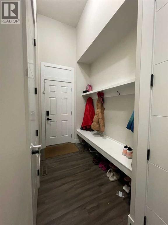 220 Carringham Road Nw, Calgary, Alberta  T3P 1V4 - Photo 17 - A2278406