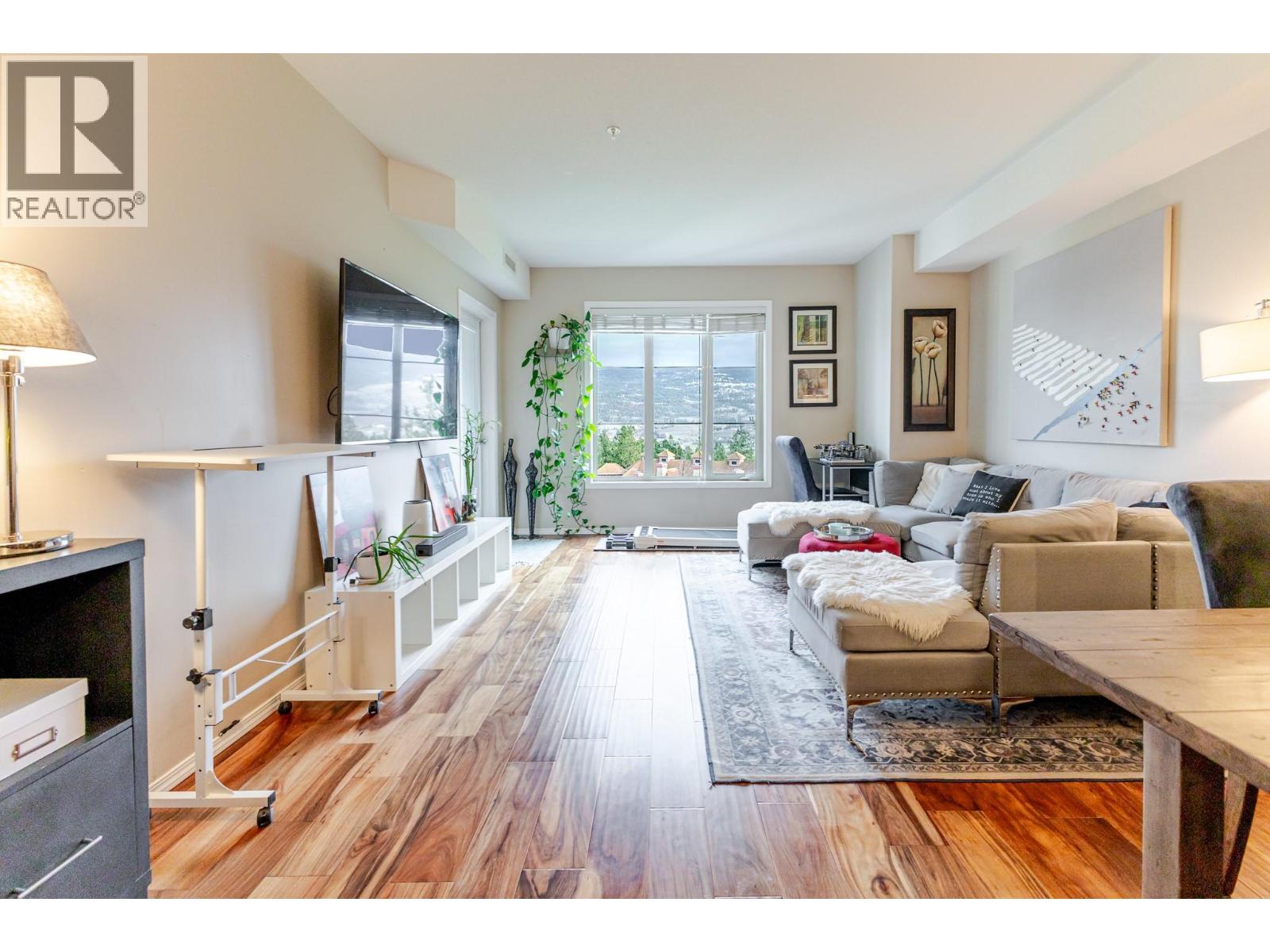 1875 Country Club Drive Unit# 1516, Kelowna, British Columbia  V1V 2W7 - Photo 2 - 10372453