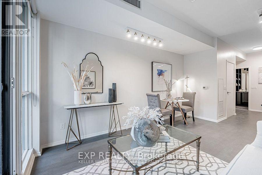 1105 - 70 Temperance Street, Toronto, Ontario  M5H 0B1 - Photo 12 - C12705758