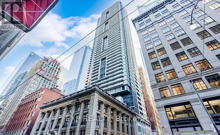 1105 - 70 Temperance Street, Toronto, Ontario  M5H 0B1 - Photo 2 - C12705758