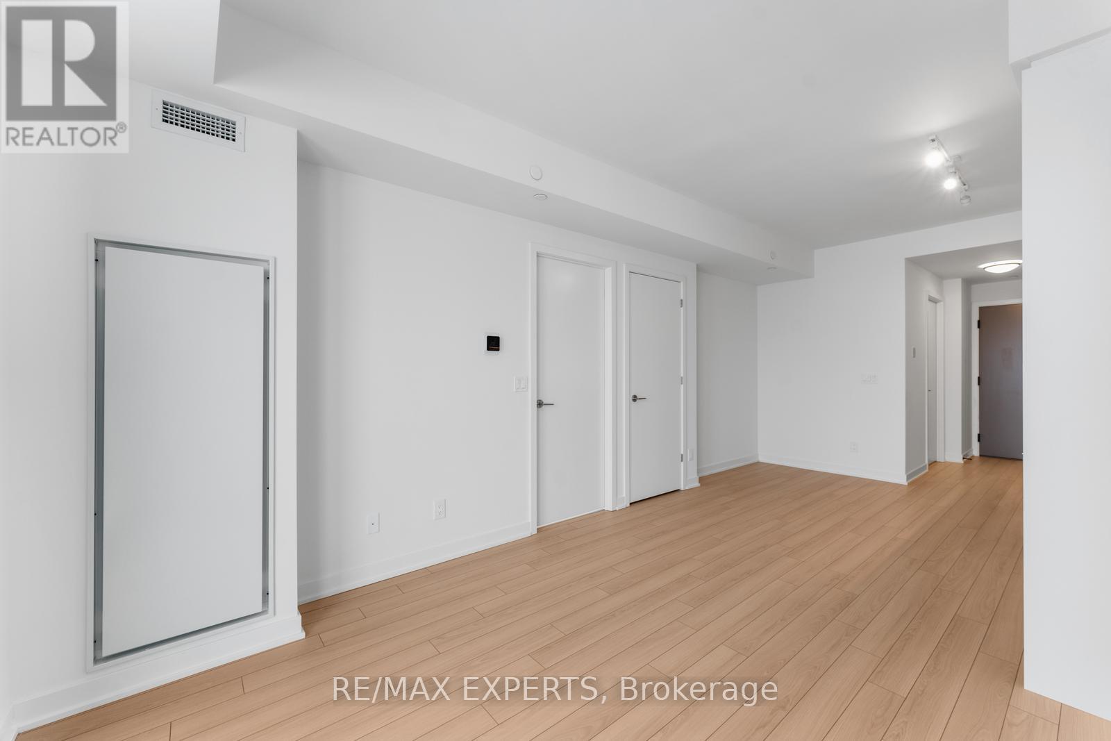 807 - 3071 Trafalgar Road, Oakville, Ontario  L6H 8C6 - Photo 17 - W12705766