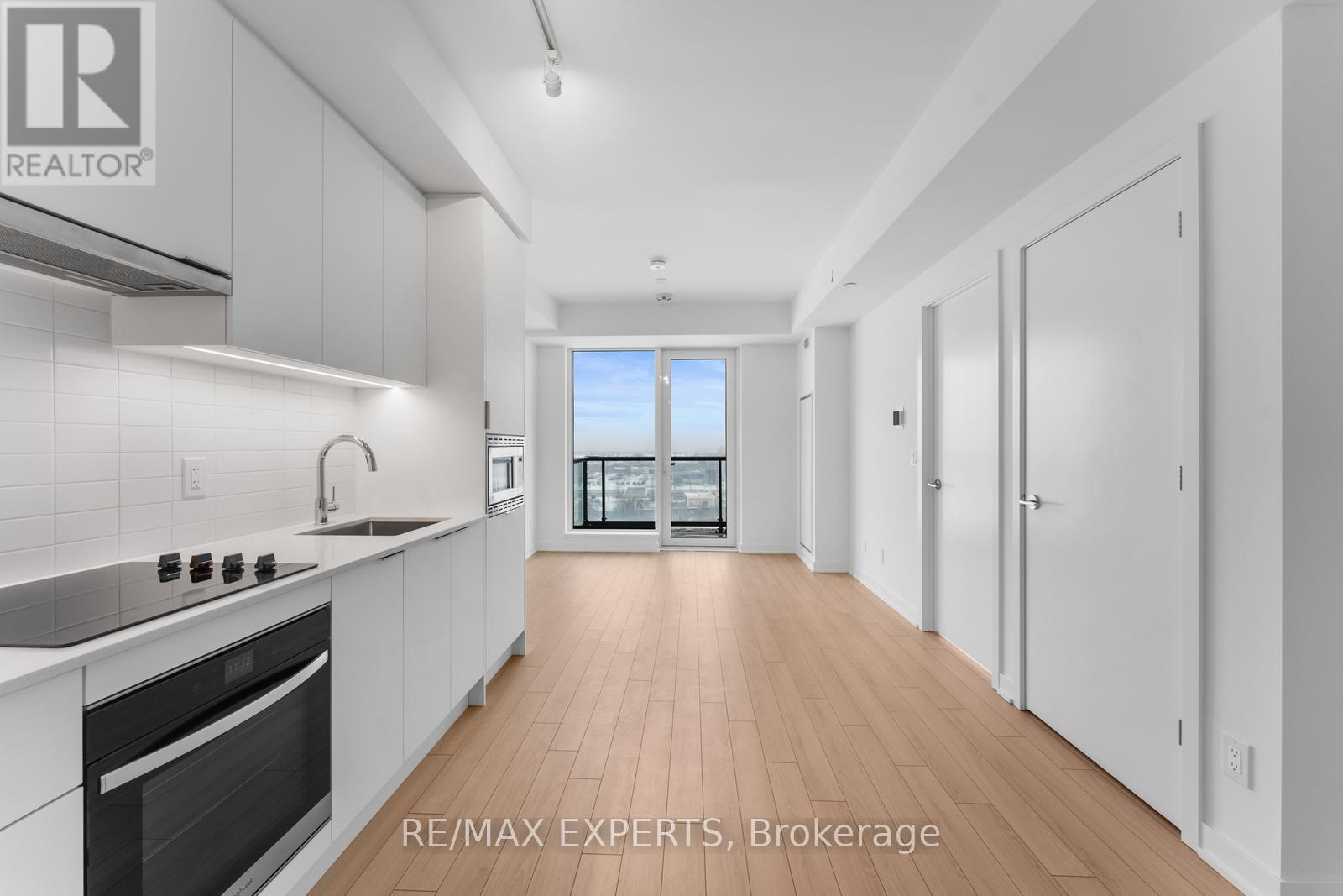 807 - 3071 Trafalgar Road, Oakville, Ontario  L6H 8C6 - Photo 7 - W12705766