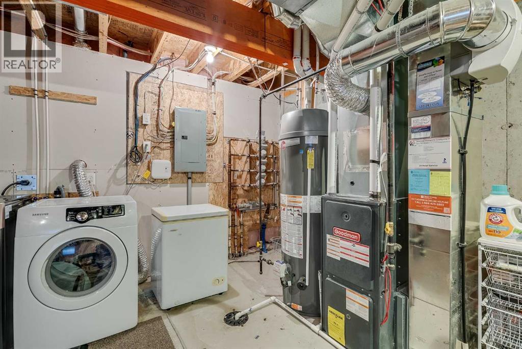 384 Copperpond Landing SE, Calgary, Alberta  T2Z 1G6 - Photo 33 - A2272564