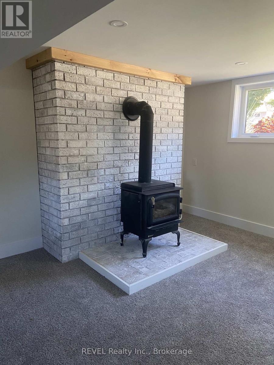 1097 Pelham Street, Pelham, Ontario  L3C 3E4 - Photo 34 - X12705800