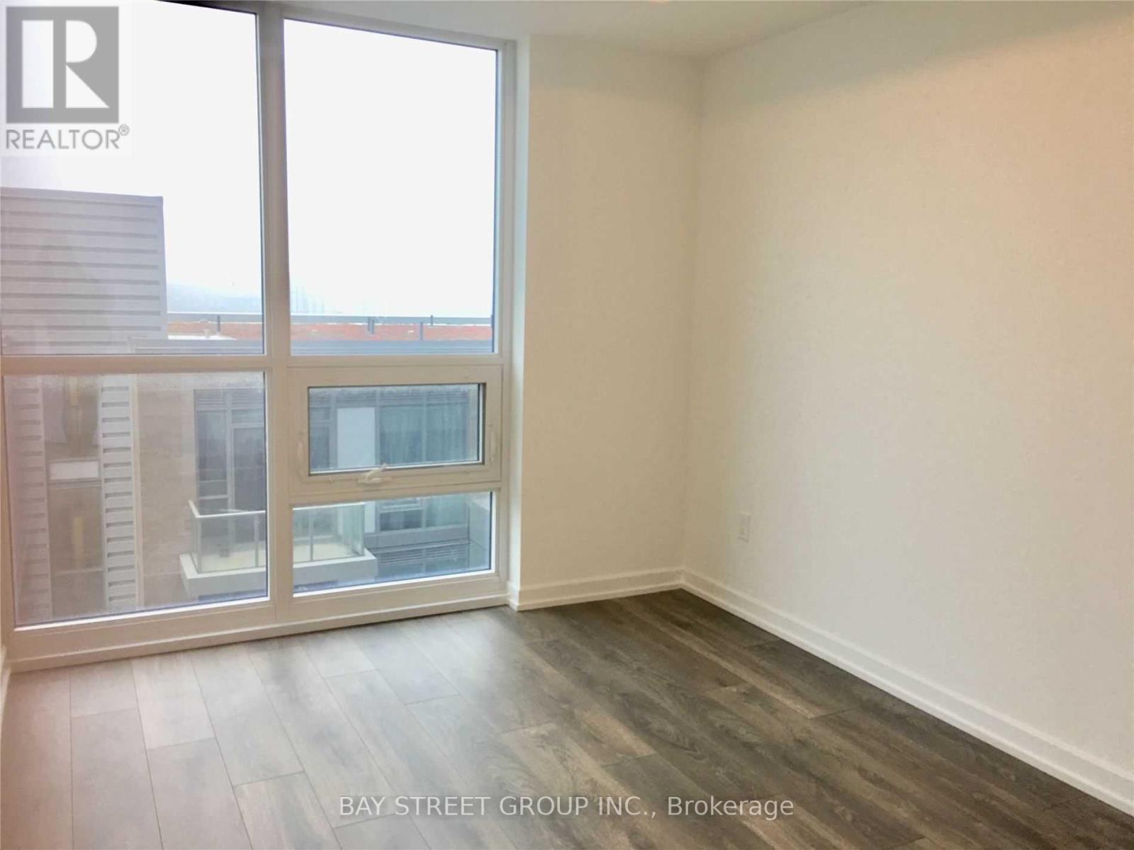 702 - 50 Forest Manor Road, Toronto, Ontario  M2J 0E3 - Photo 5 - C12705776