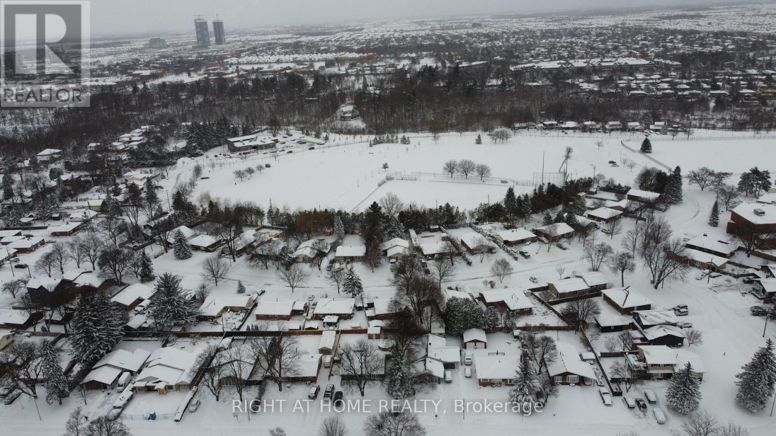 345 Maplewood Crescent, Milton, Ontario  L9T 2G1 - Photo 12 - W12705780