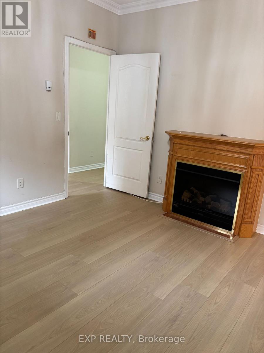 202 - 350 Princess Royal Drive, Mississauga, Ontario  L5B 4N1 - Photo 12 - W12705788