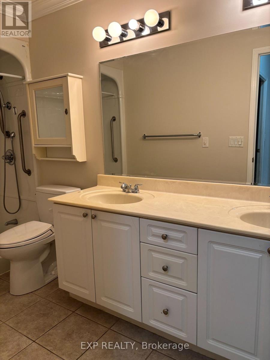 202 - 350 Princess Royal Drive, Mississauga, Ontario  L5B 4N1 - Photo 24 - W12705788