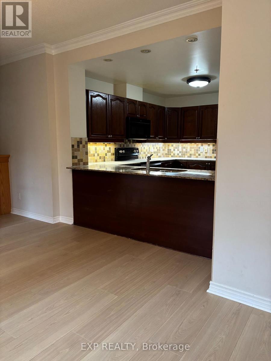 202 - 350 Princess Royal Drive, Mississauga, Ontario  L5B 4N1 - Photo 6 - W12705788