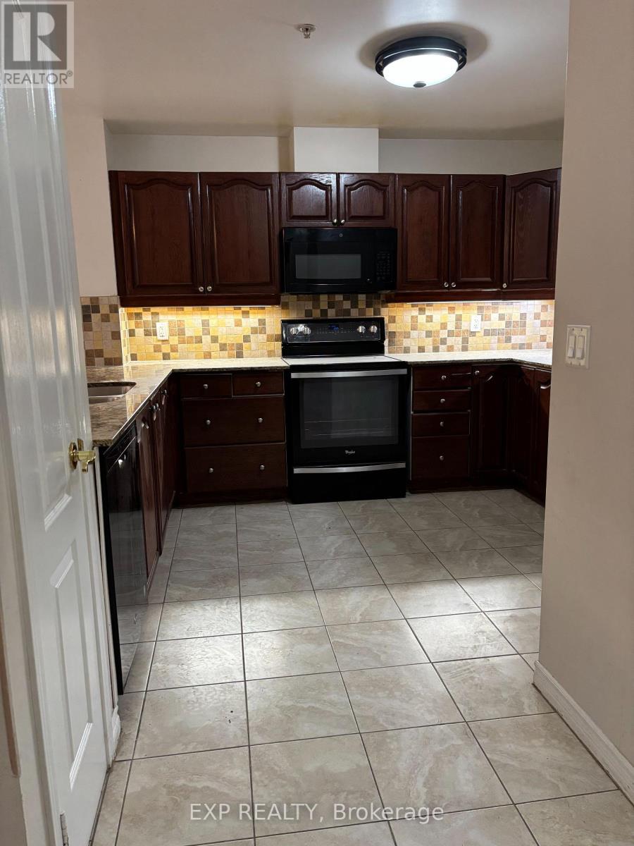 202 - 350 Princess Royal Drive, Mississauga, Ontario  L5B 4N1 - Photo 7 - W12705788