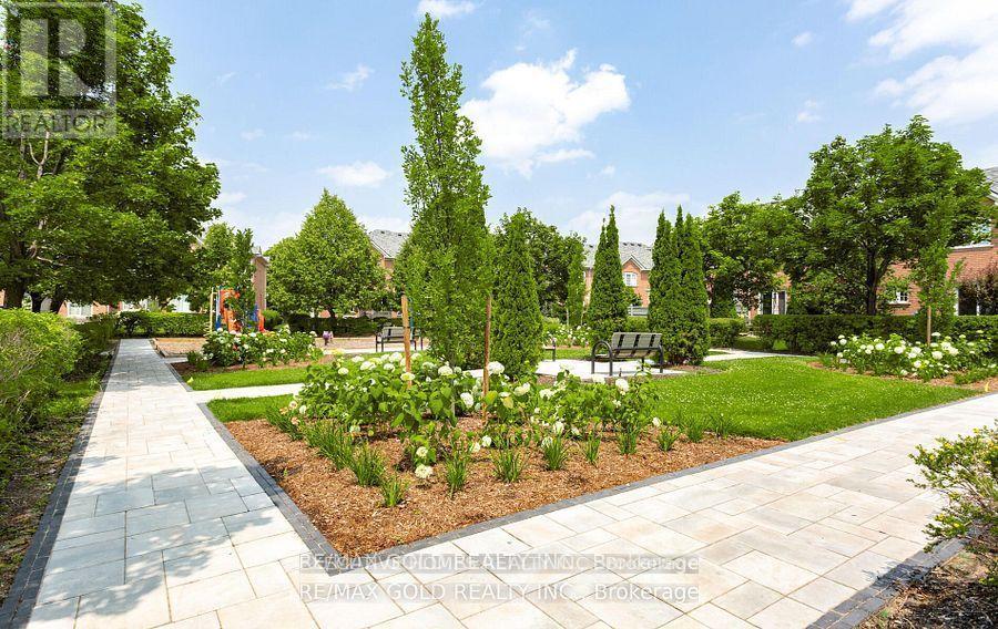 94 - 2665 Thomas Street, Mississauga, Ontario  L5M 6G7 - Photo 2 - W12705792