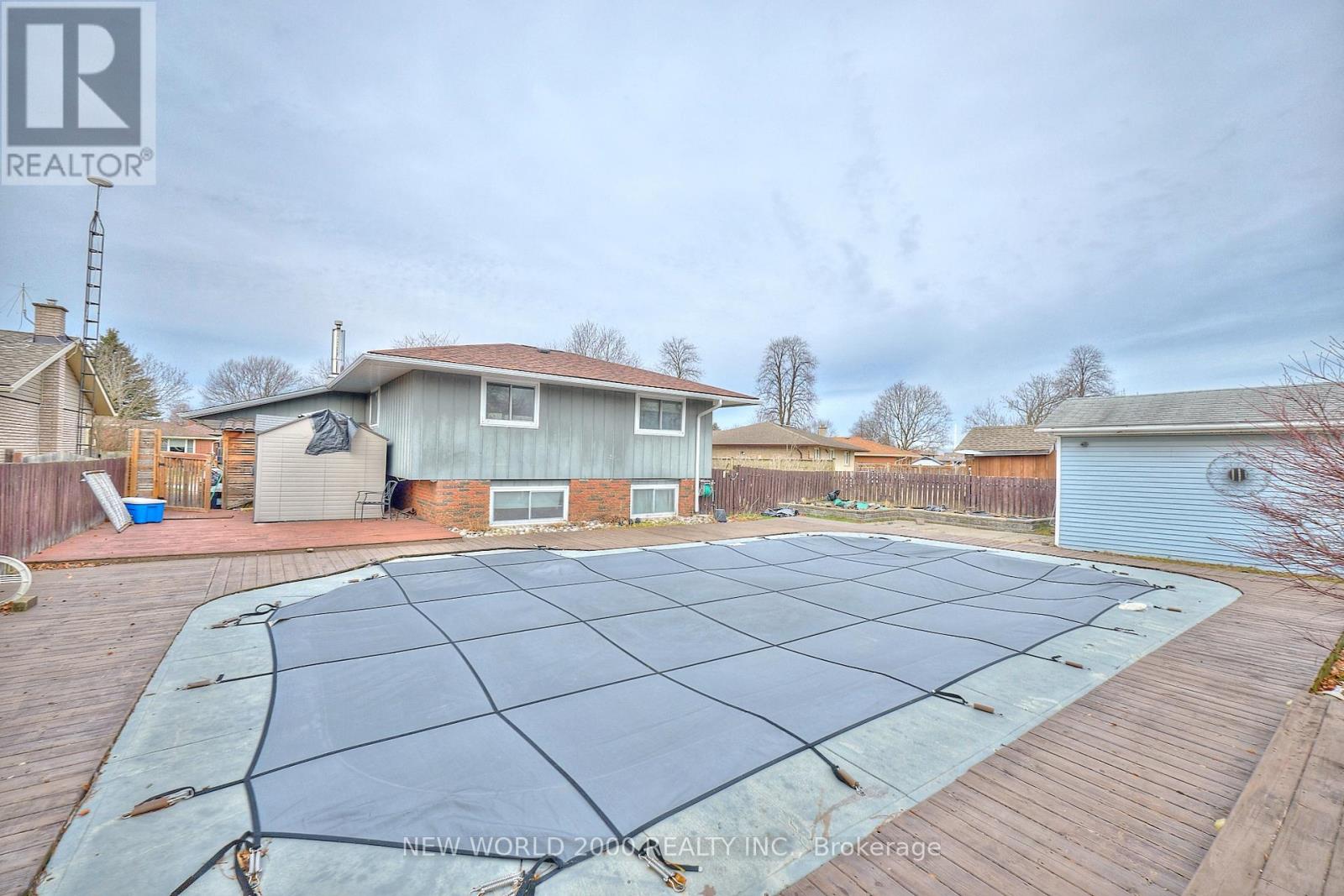 62 Champlain Avenue, Welland, Ontario  L3C 2L7 - Photo 33 - X12705798