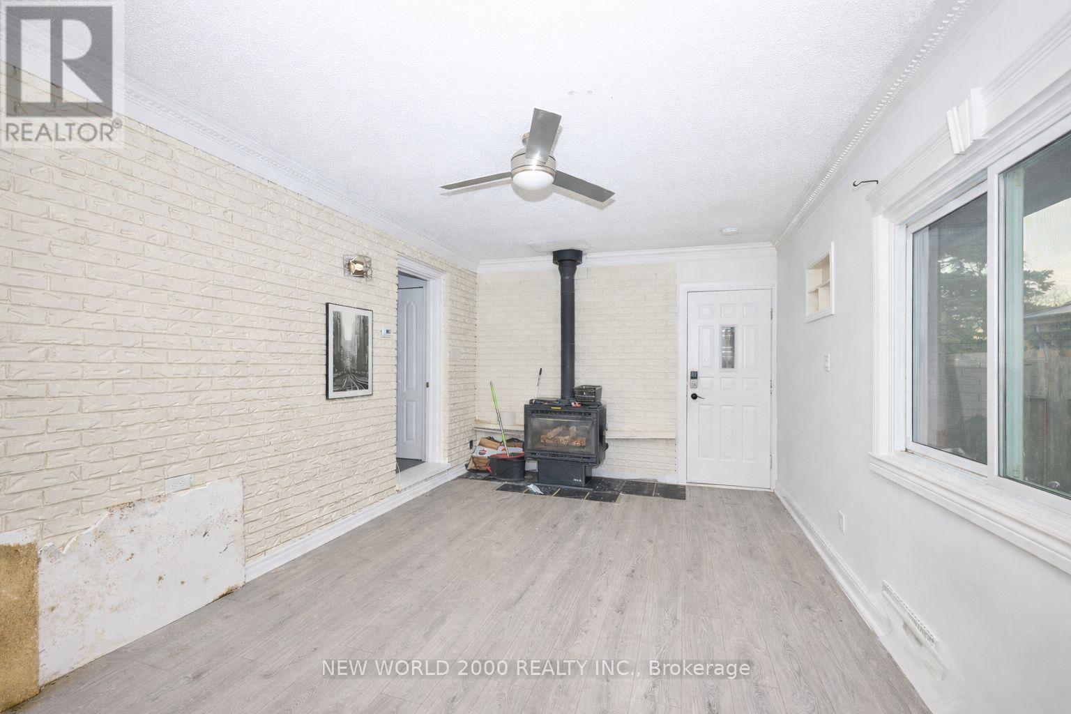 62 Champlain Avenue, Welland, Ontario  L3C 2L7 - Photo 4 - X12705798