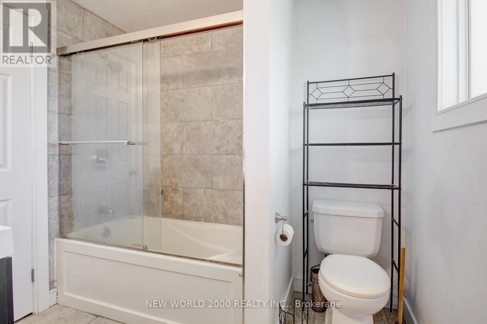 62 Champlain Avenue, Welland, Ontario  L3C 2L7 - Photo 44 - X12705798