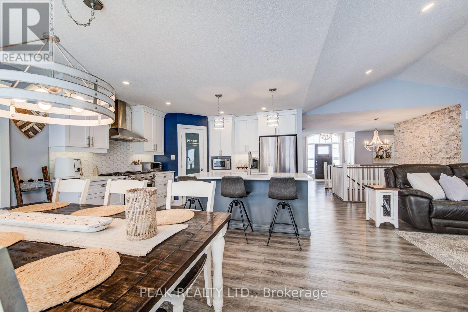 885725 Oxford Road 8 Road, Blandford-Blenheim, Ontario  N0J 1B0 - Photo 12 - X12705806