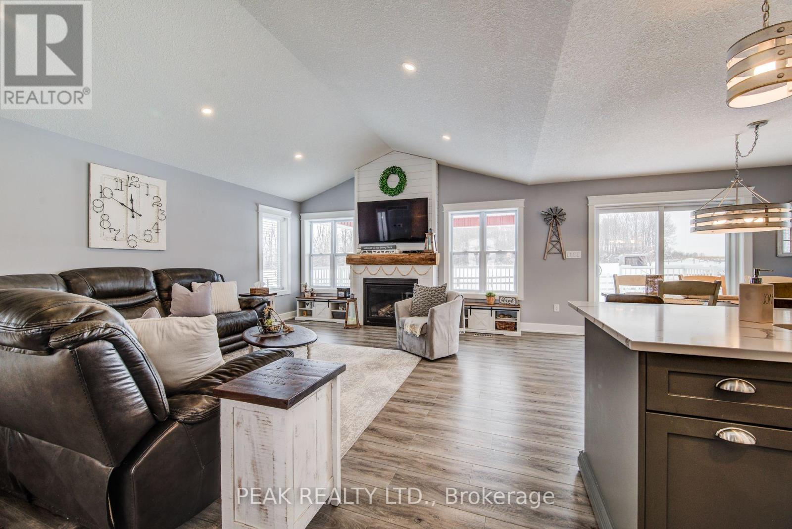 885725 Oxford Road 8 Road, Blandford-Blenheim, Ontario  N0J 1B0 - Photo 8 - X12705806