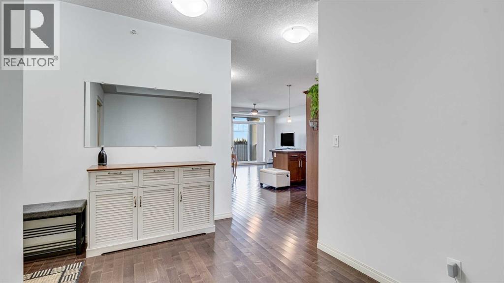 412, 304 Cranberry Park Se, Calgary, Alberta  T3M 1W2 - Photo 5 - A2276967