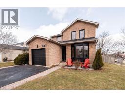 3269 WOODCROFT Crescent, Burlington, Ontario