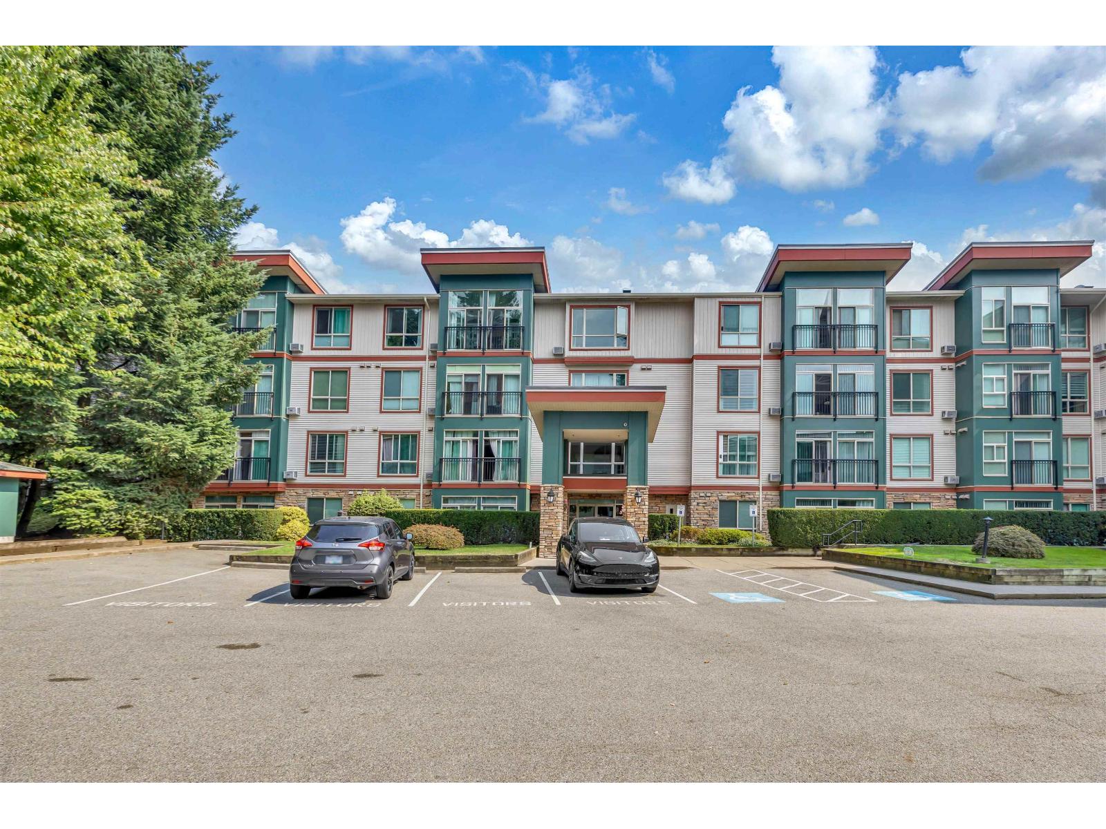 312 33485 South Fraser Way, Abbotsford, British Columbia  V2S 8P9 - Photo 1 - R3075943