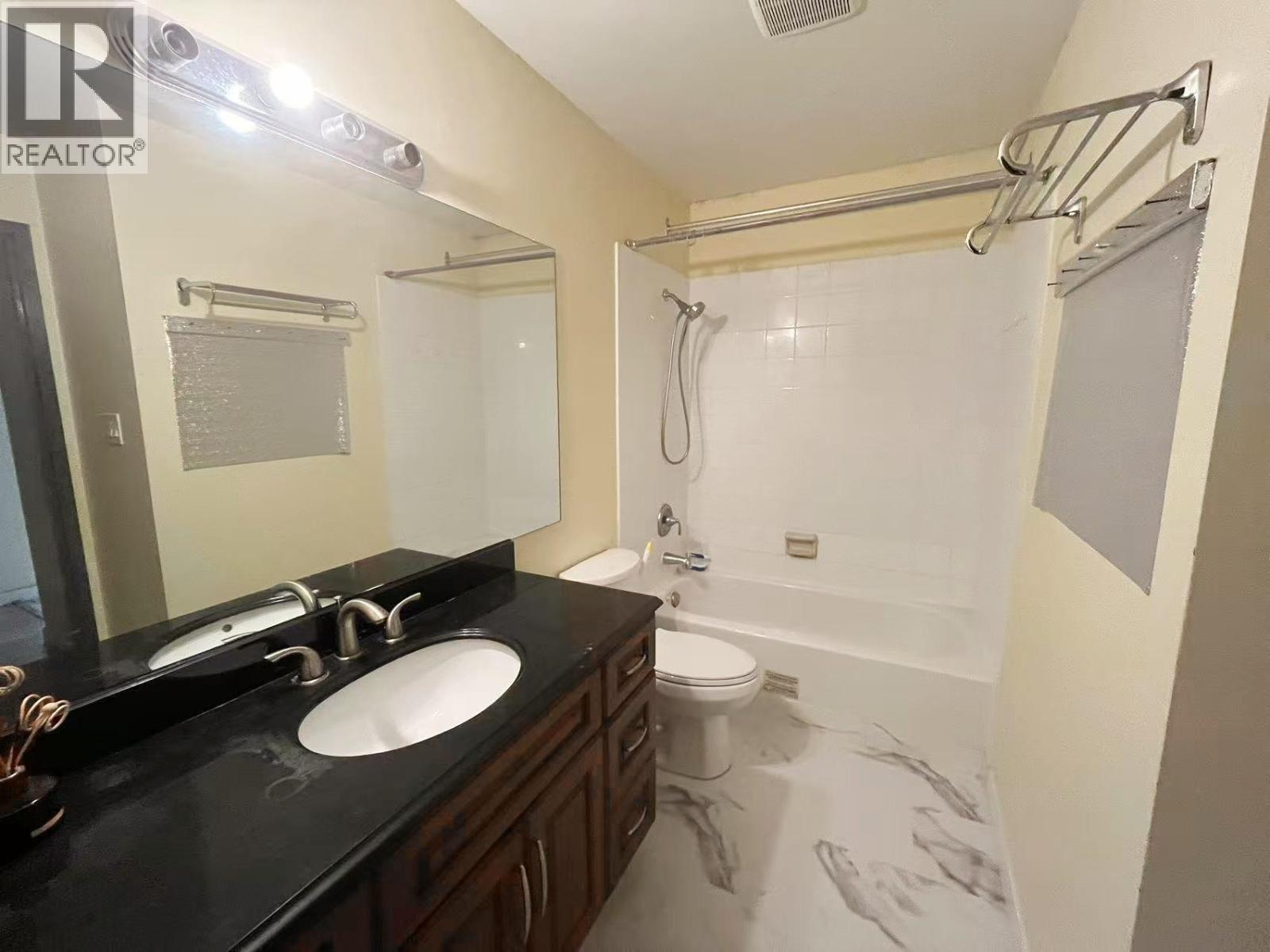 307 5800 Cooney Road, Richmond, British Columbia  V6X 3A8 - Photo 3 - R3075028