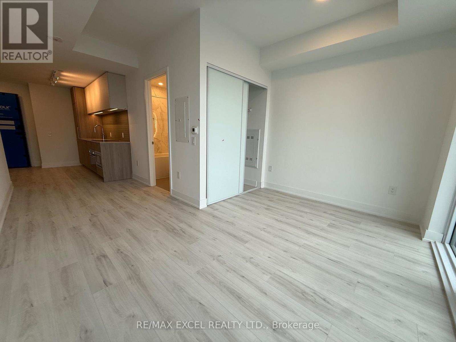 2003 - 36 Olive Avenue, Toronto, Ontario  M2N 0M4 - Photo 5 - C12705786