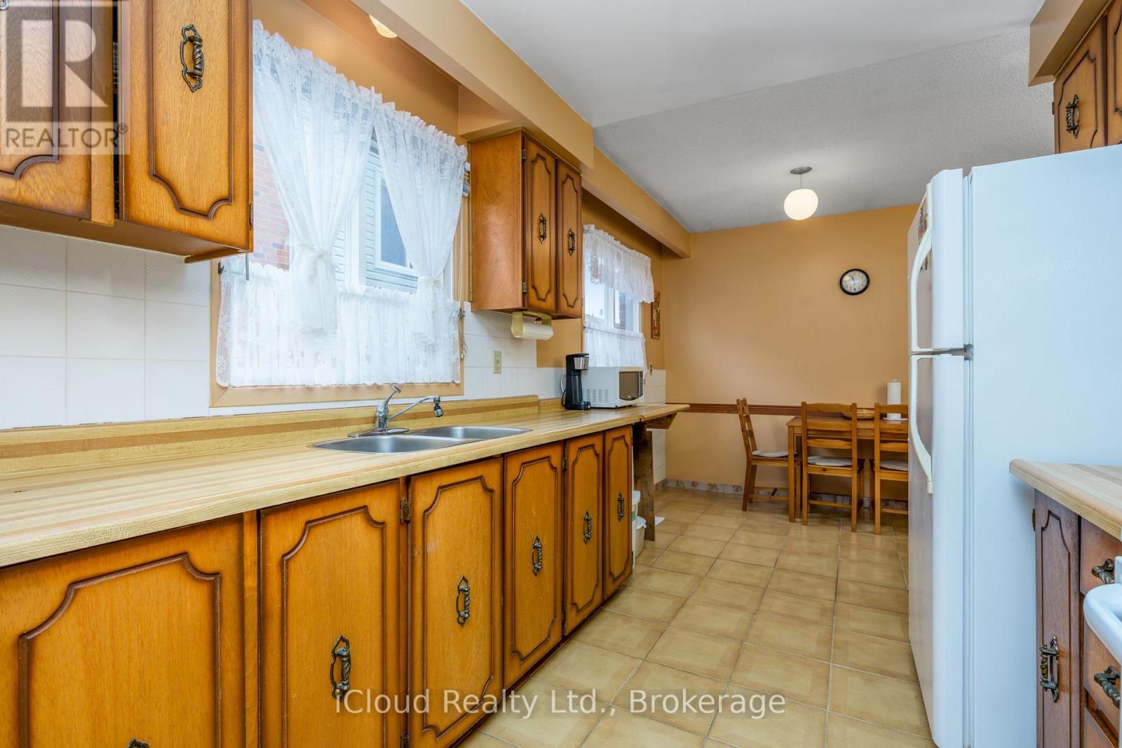 35 Carter Drive, Brampton, Ontario  L6V 3N4 - Photo 16 - W12524492