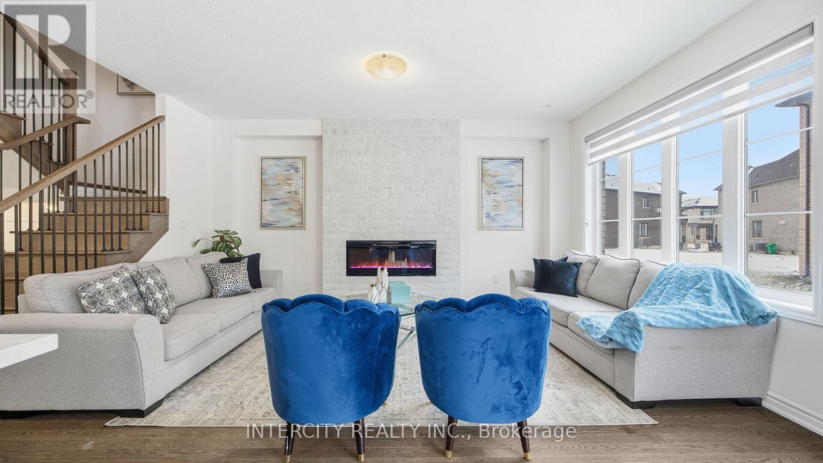 66 Camino Real Drive, Caledon, Ontario  L7C 4L9 - Photo 10 - W12696746