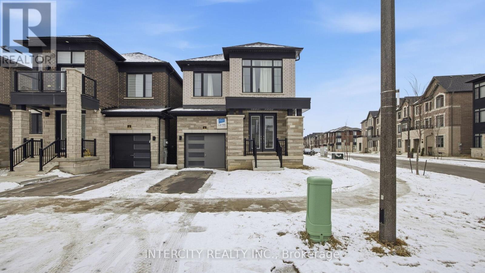 66 Camino Real Drive, Caledon, Ontario  L7C 4L9 - Photo 2 - W12696746