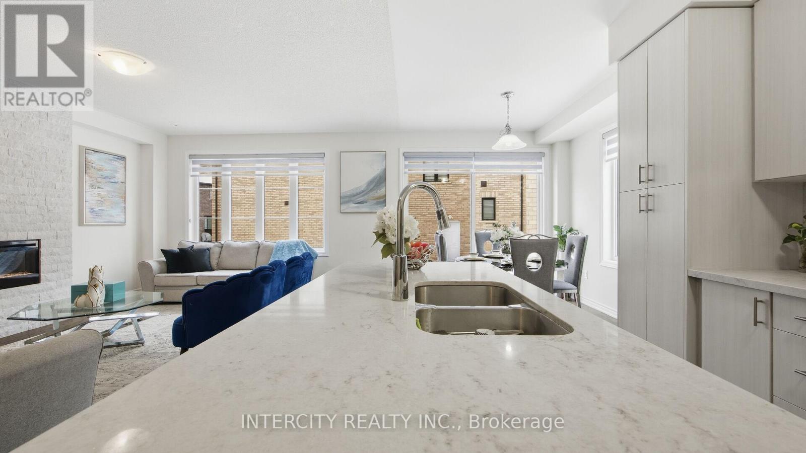 66 Camino Real Drive, Caledon, Ontario  L7C 4L9 - Photo 21 - W12696746