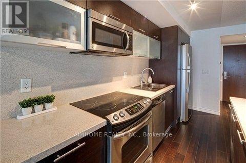 1405 - 386 Yonge Street, Toronto, Ontario  M5B 0A5 - Photo 7 - C12705842