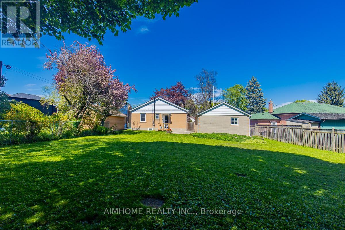 12 Canham Crescent, Toronto, Ontario  M1S 2H6 - Photo 30 - E12705844