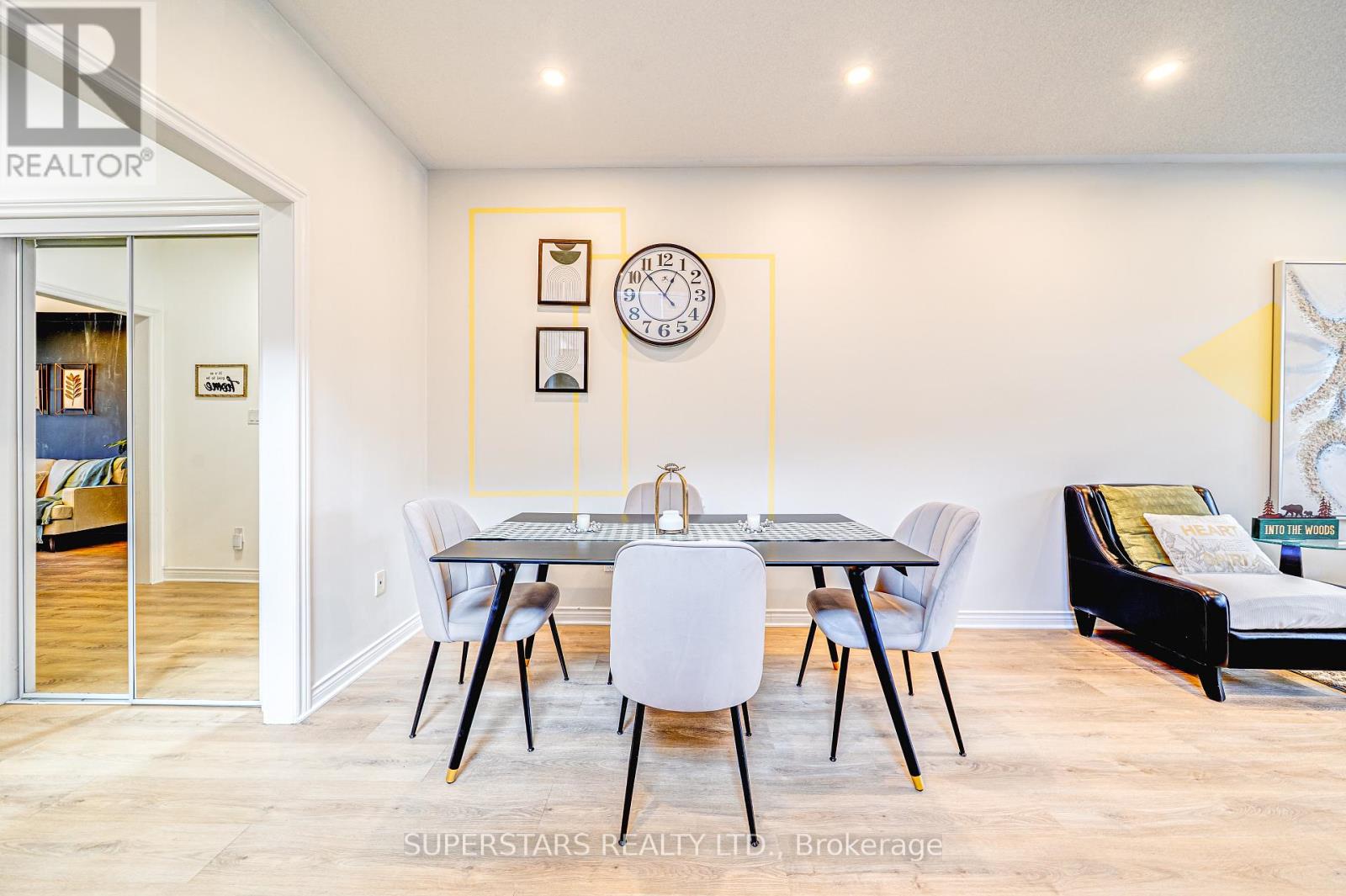 58 Wood Rim Drive, Richmond Hill, Ontario  L4E 4S2 - Photo 3 - N12705814