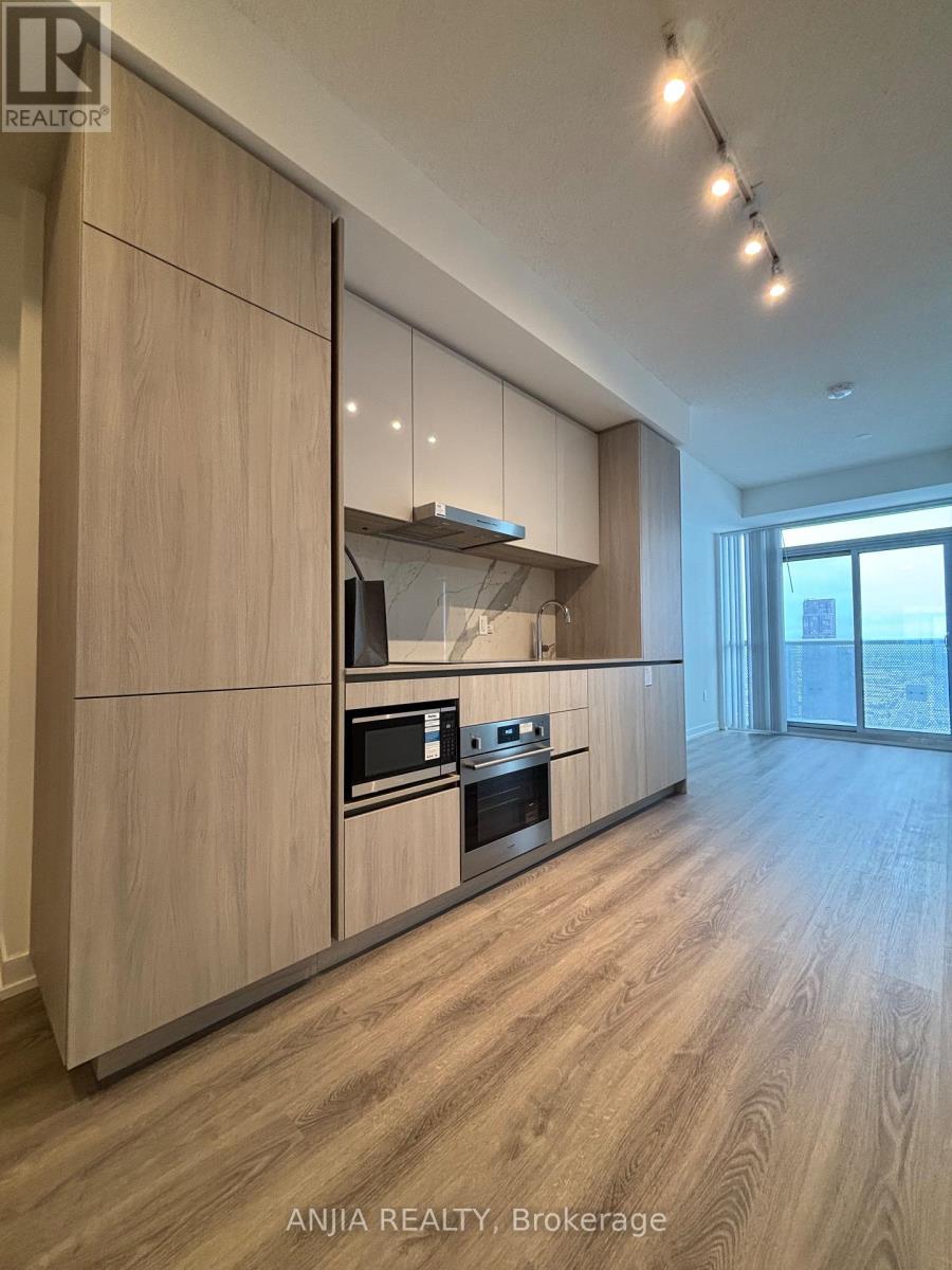 4507 - 8 Interchange Way, Vaughan, Ontario  L4K 0R2 - Photo 4 - N12705830