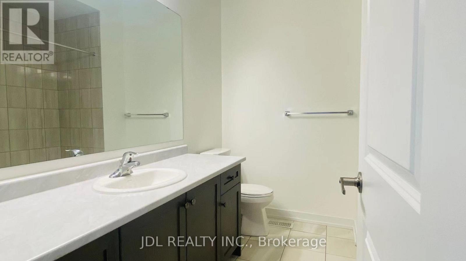 101 Hilts Drive, Richmond Hill, Ontario  L4H 0J2 - Photo 10 - N12705840