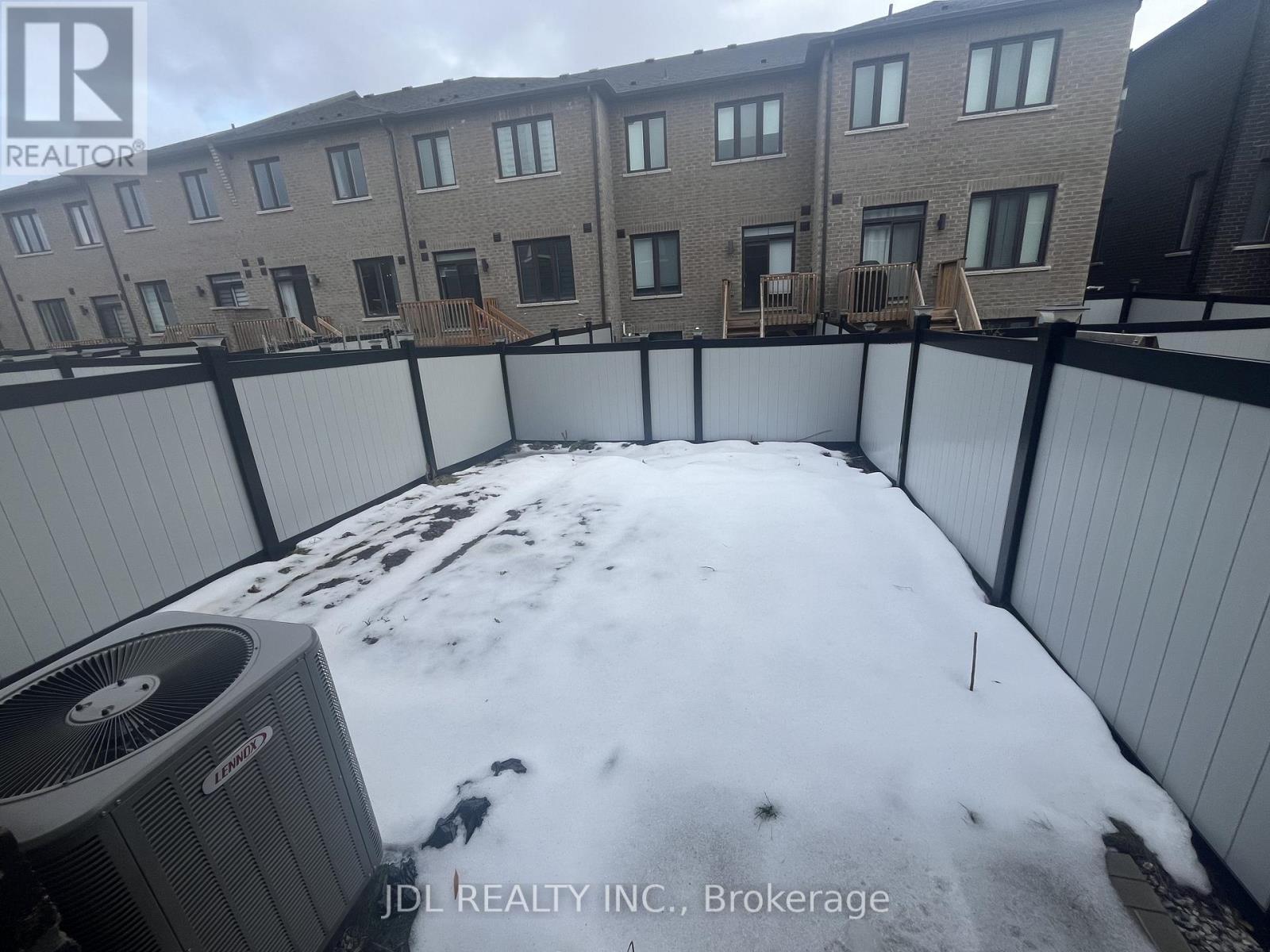 101 Hilts Drive, Richmond Hill, Ontario  L4H 0J2 - Photo 13 - N12705840