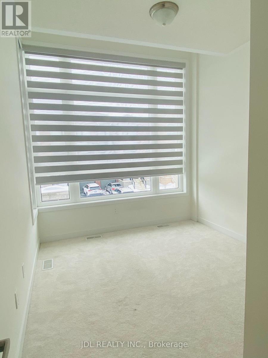 101 Hilts Drive, Richmond Hill, Ontario  L4H 0J2 - Photo 9 - N12705840