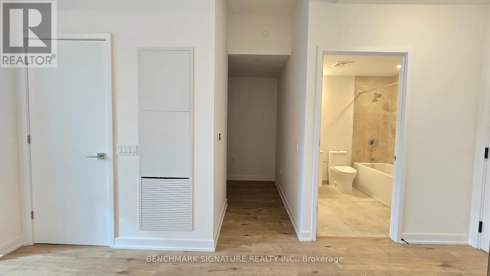 207 - 500 Plains Road E, Burlington, Ontario  L7T 2E1 - Photo 13 - W12705832