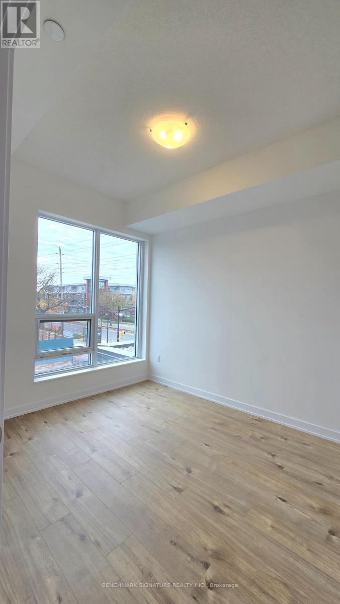 207 - 500 Plains Road E, Burlington, Ontario  L7T 2E1 - Photo 8 - W12705832