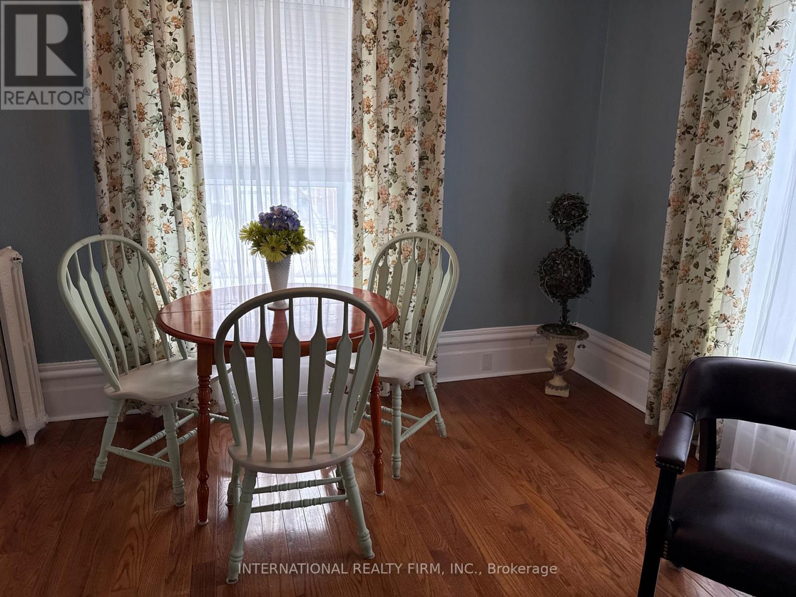 Unknown Address, ,     - Photo 2 - X12705850